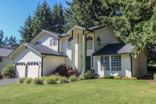 9265 Oneida Cir, Bremerton, WA 98311-9014