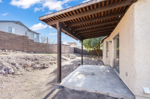 7209 Avenida Del Nopal, Tucson AZ  85746-7954 exterior