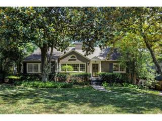 851 Woodley Dr, Atlanta, GA 30318-1659