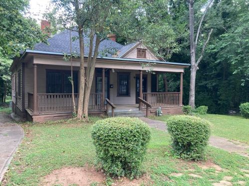 1365 Allene Ave, Atlanta, GA 30310-4346