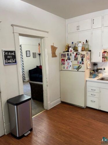 831 5 St, Duluth MN 55806-2330 exterior