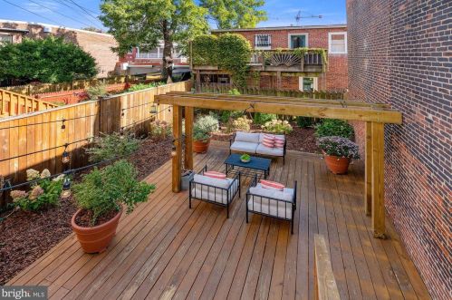 1329 10 St, Washington DC 20002-3718 exterior