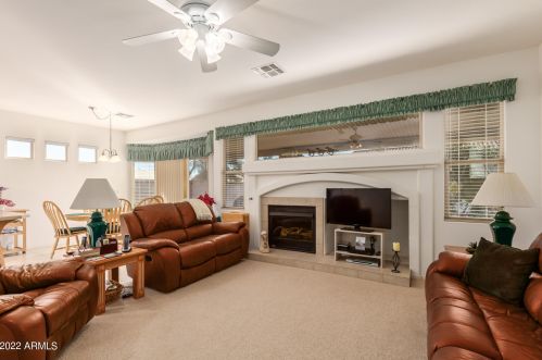 1283 La Costa Pl, Chandler, AZ 85249-8783