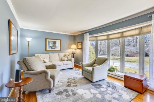 8 David Ct, Silver Spring MD exterior