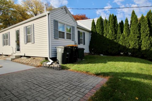 1908 118th St, Milwaukee WI  53226-2002 exterior