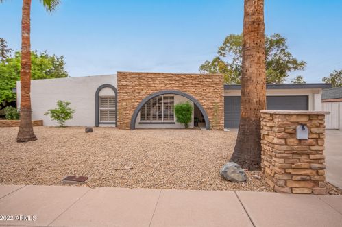 10611 25th St, Phoenix, AZ 85028-2502