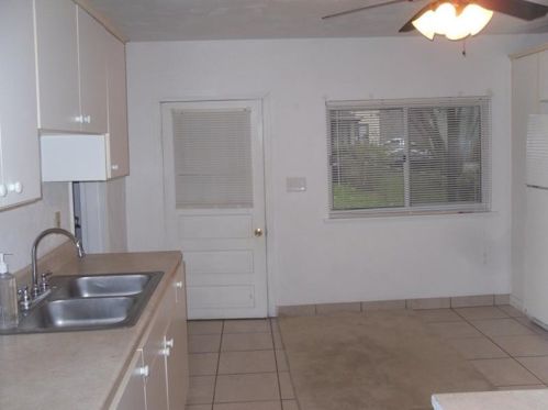 154 2 St, Pittsburgh PA 15215-2104 exterior