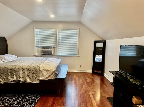 3673 18th St, Milwaukee WI  53221-1551 exterior