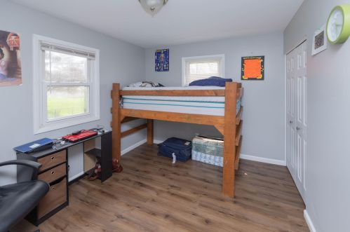 336 12 St, Plainwell MI 49080-1902 exterior