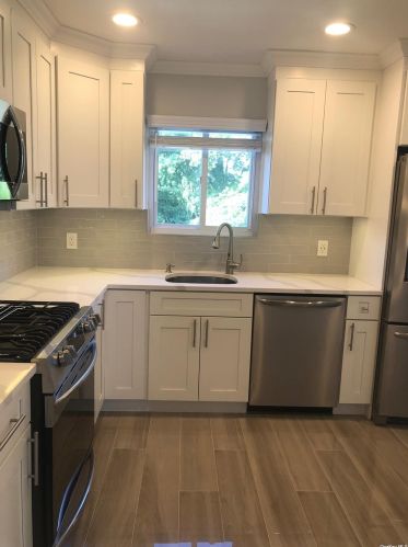 27 Marilyn Ct, Babylon NY  11704-7914 exterior