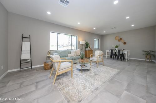 11100 Glenn St, Tucson AZ  85749-8845 exterior