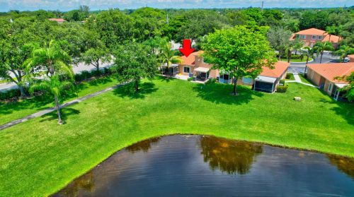 9757 Kamena Cir, Boynton Beach FL 33436-3958 exterior