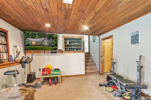 3040 Root Ct, Cedar Springs MI 49319-8153 exterior