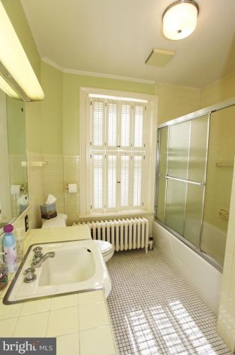 223 Washington St, Huntingdon PA 16652-1525 exterior