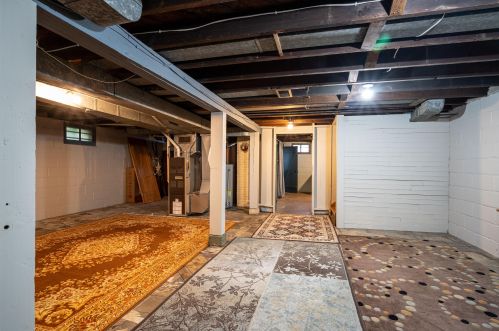 1374 58, Milwaukee WI 53214-5111 exterior