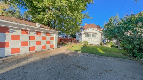 1106 North Ave, Waukegan IL  60085-2940 exterior