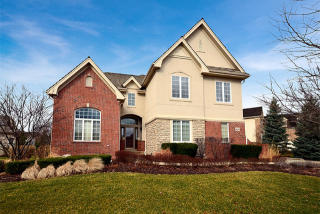 1034 Ridgeview Dr, Hoffman Estates, IL 60010-5338