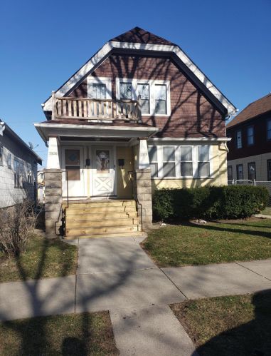 3870 22 St, Milwaukee WI 53206-1460 exterior