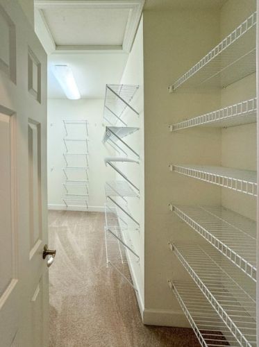 1531 Biltmore Ln, Pittsburgh PA 15217-4501 exterior