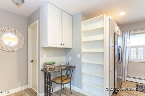 648 Andover St, Grand Rapids MI 49548-7673 exterior