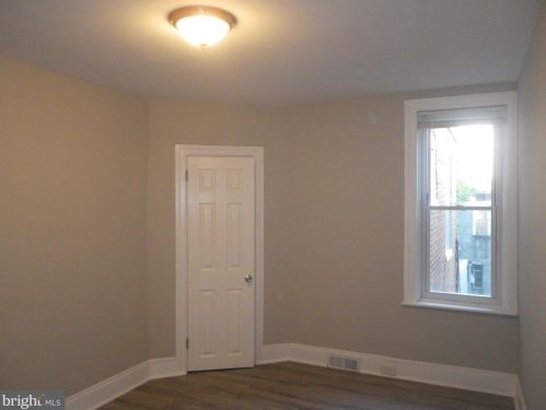 1605 Mount Ephraim Ave, Camden NJ  08104-1634 exterior