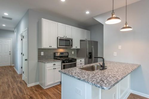 660 Bryan St, Atlanta GA 30312-3311 exterior