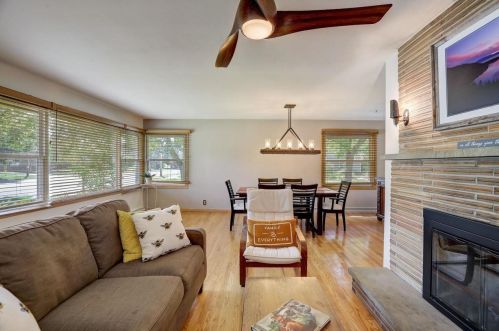 4510 Odana Rd, Madison WI  53711-1445 exterior