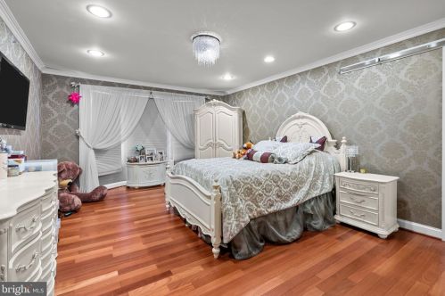 2214 Denbeigh Dr, Jamison PA 18929-1446 exterior