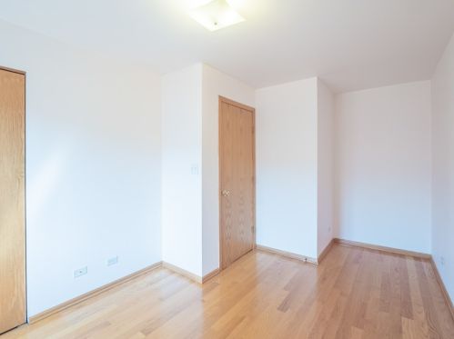 3400 Wolcott Ave, Chicago IL 60608-6824 exterior