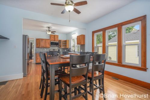 1424 Widdicomb Ave, Grand Rapids MI 49504-3046 exterior