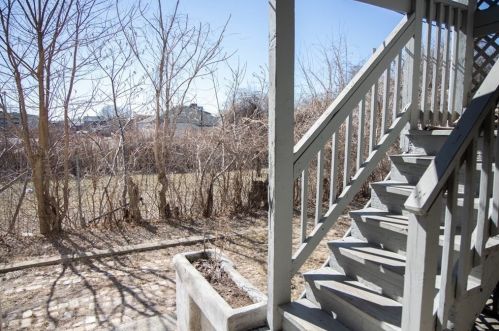 48 Morris St, Springfield MA 01105-2001 exterior