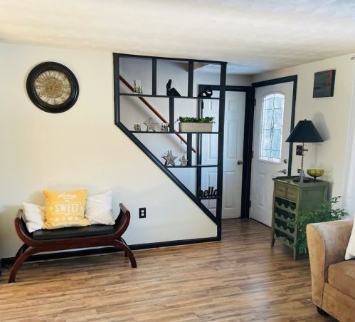 75 Prouty St, Springfield MA 01119-2550 exterior