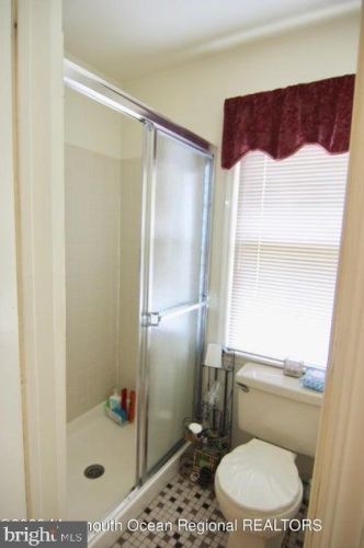 12 Lighthouse Dr, East Freehold NJ 07728-1384 exterior