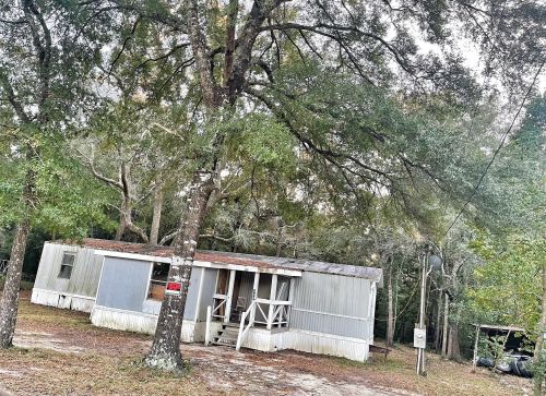 399 Bell Dr, Defuniak Springs, FL 32433-7125