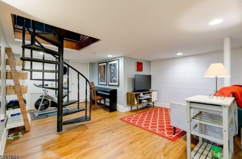 56 Glenside Trl, Sparta NJ  07871-1244 exterior