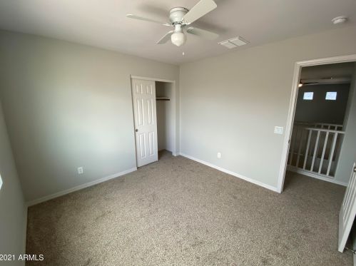 8229 4 Ave, Phoenix AZ 85041-5743 exterior