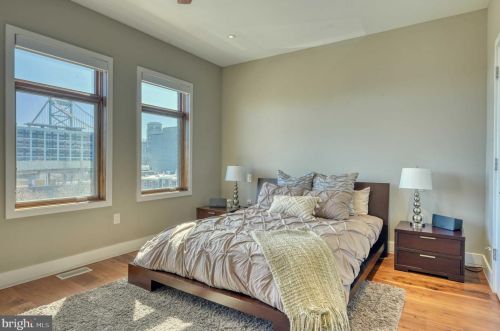 308 2nd St, Philadelphia PA 19133-0040 exterior