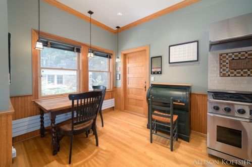 60 College Ave, Grand Rapids MI 49503-1155 exterior