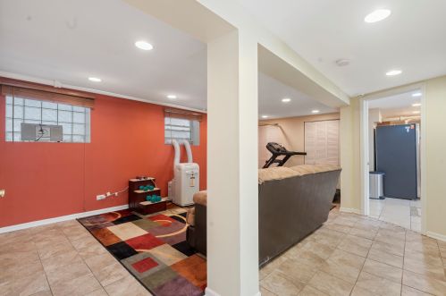 7414 Pr Ave, Chicago IL 60628-3621 exterior