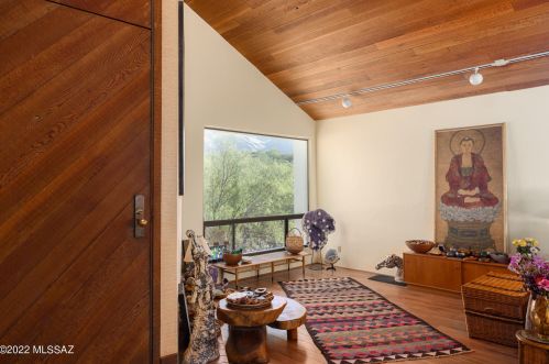 6715 Camino Padre Isidoro, Tucson AZ  85718-2037 exterior