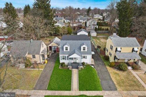 38 Iowana Ave, Trenton, NJ 08638-4710