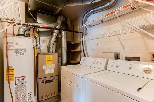 4506 Cinnamon Ridge Trl, Saint Paul MN  55122-2374 exterior