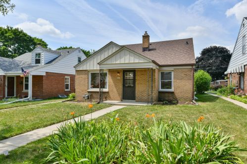 3217 79, Milwaukee WI 53219-1717 exterior