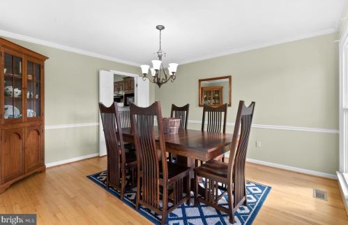 2 Granby Ct, Rockville MD 20855-1406 exterior