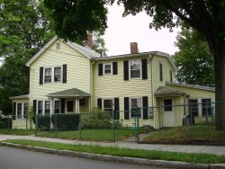 26 Auburndale Ave, Newton, MA 02465-1404