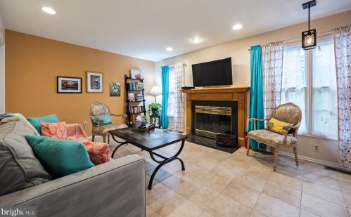 53 Primrose Cir, Princeton NJ 08540-9416 exterior