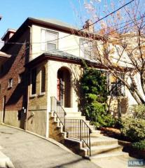 415 Morningside Ave, Fairview NJ  07022-1109 exterior