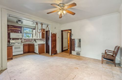 10114 Charles St, Chicago IL 60643-2109 exterior