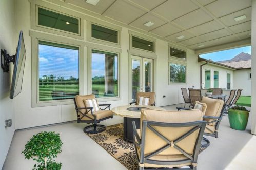 98 Lk Est Dr, Montgomery TX 77356-8066 exterior