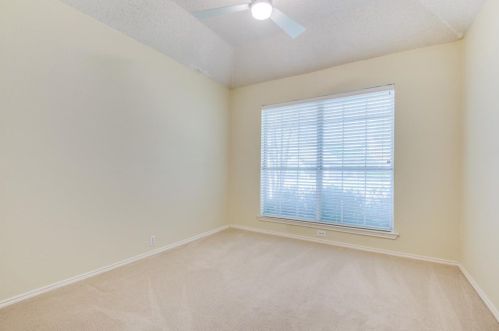 7116 Chateau Dr, Frisco TX 75035-6193 exterior